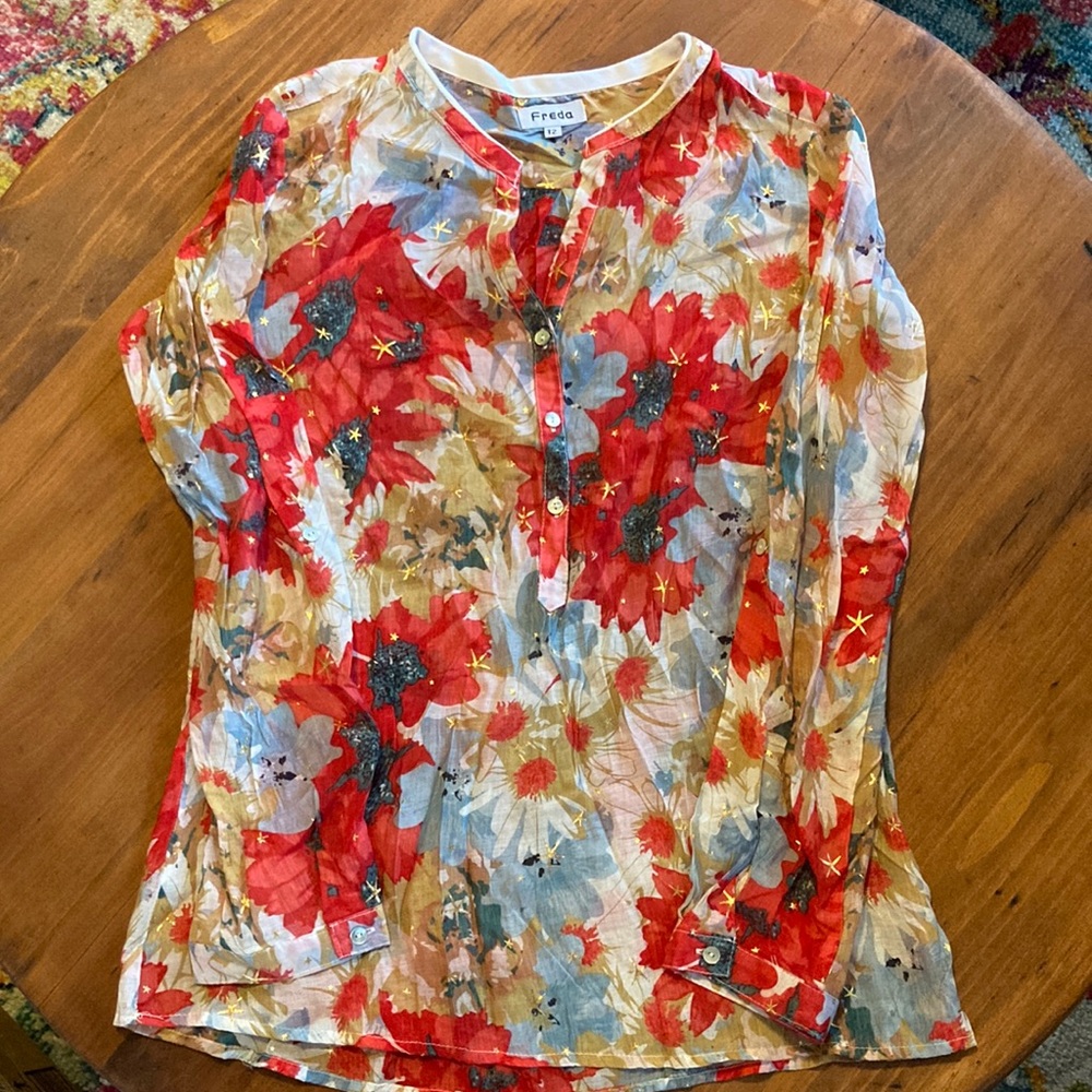 Freda sheer top. Size T2